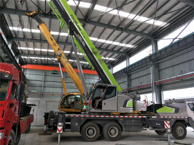 兴隆县高空车出租需要注意哪些安全事项？