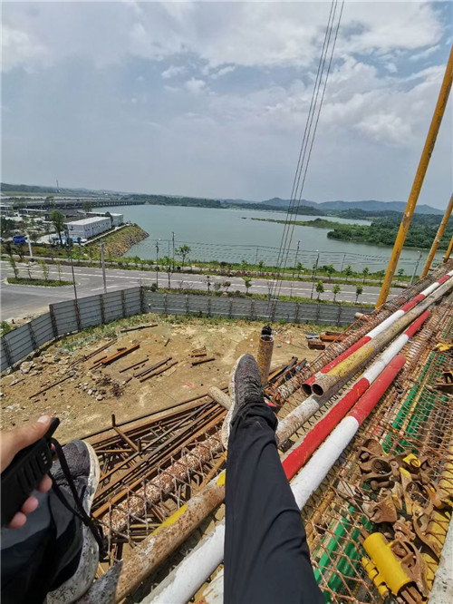 兴隆县作业中发生设备损坏或人员意外，责任怎么划分？